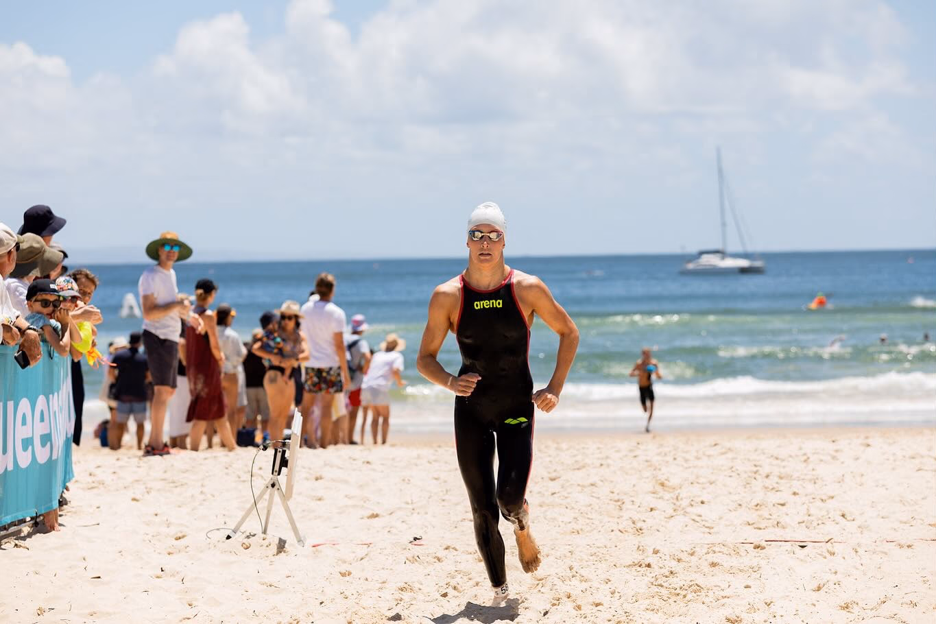 Recon swim, open water horizon